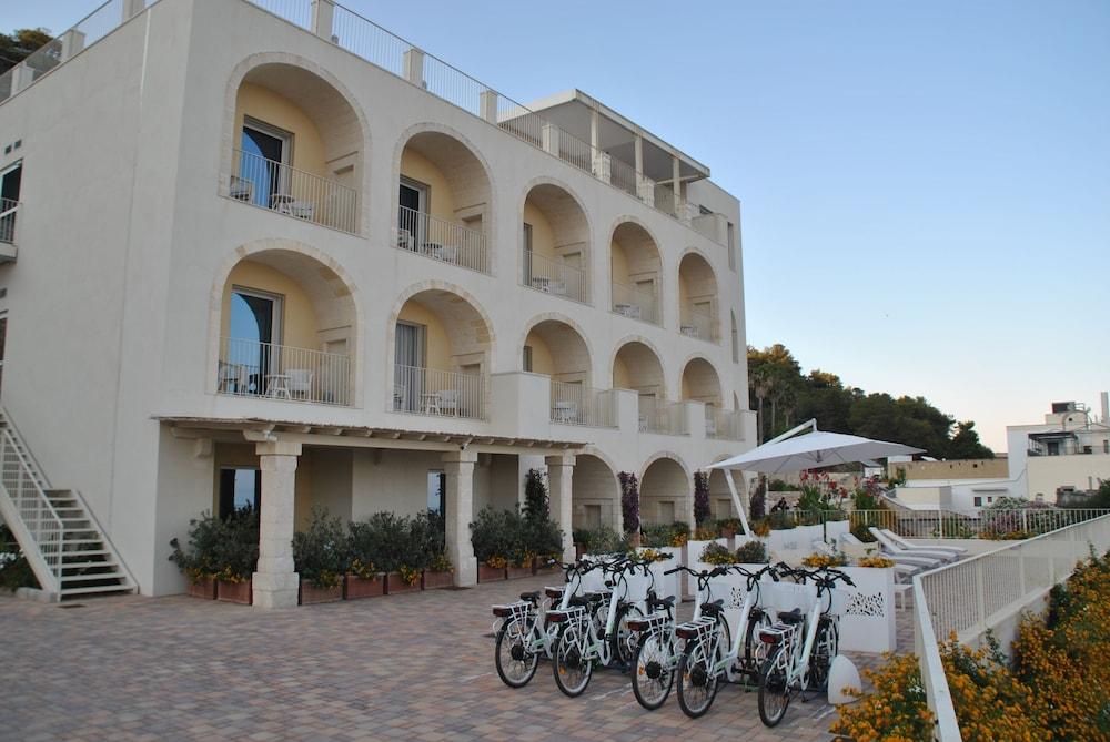 Est Hotel Santa Cesarea Terme Exterior foto